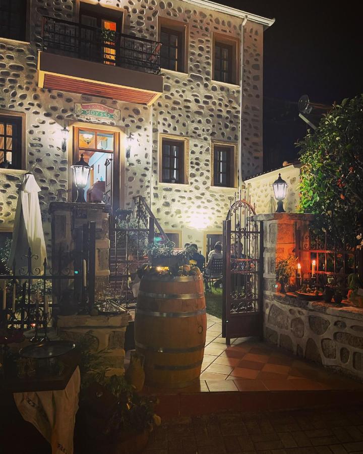 Εννεα Μουσεσ Παραδοσιακός Ξενώνας Velventos ภายนอก รูปภาพ